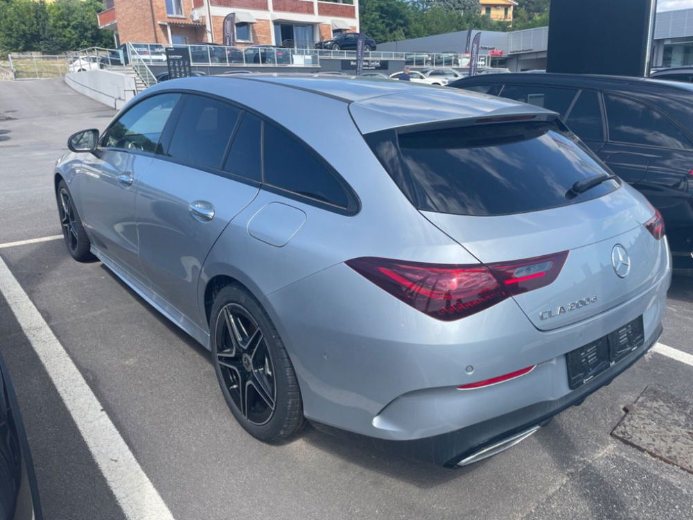 Mercedes-Benz CLA Shooting Brake nuova a Firenze (4)