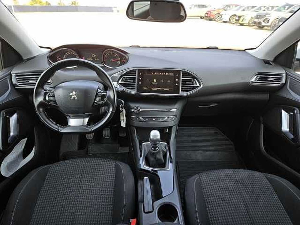 Peugeot 308 usata a Catania (16)