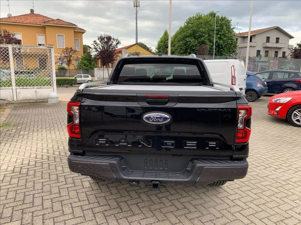 Ford Ranger Pick-up nuova a Milano (5)