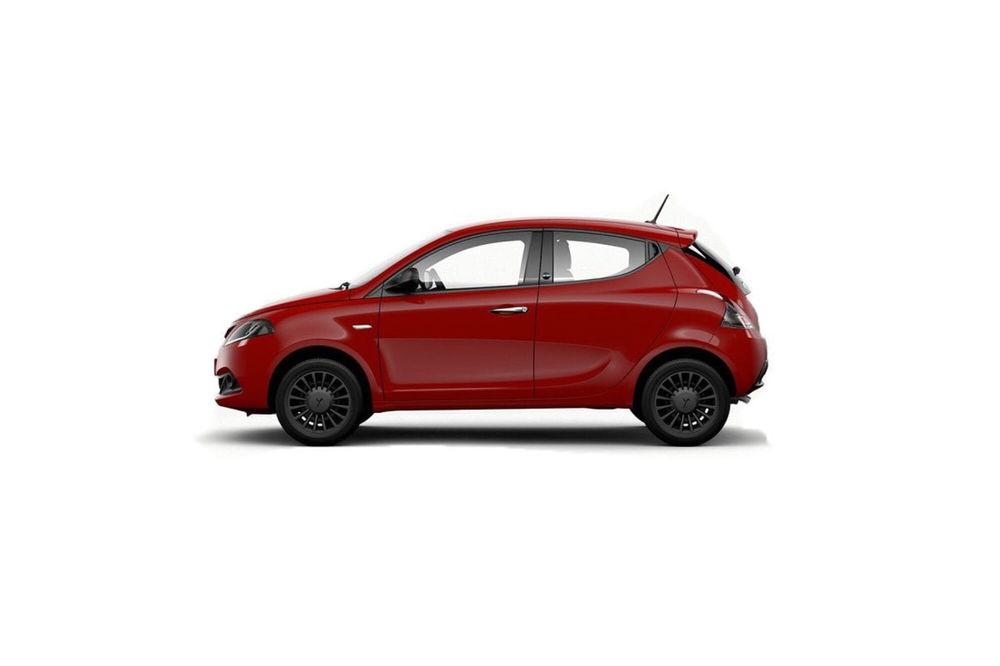 Lancia Ypsilon nuova a Chieti (2)