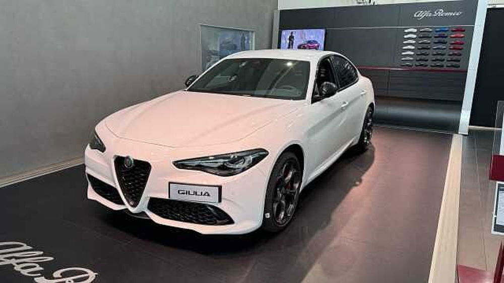 Alfa Romeo Giulia nuova a Milano