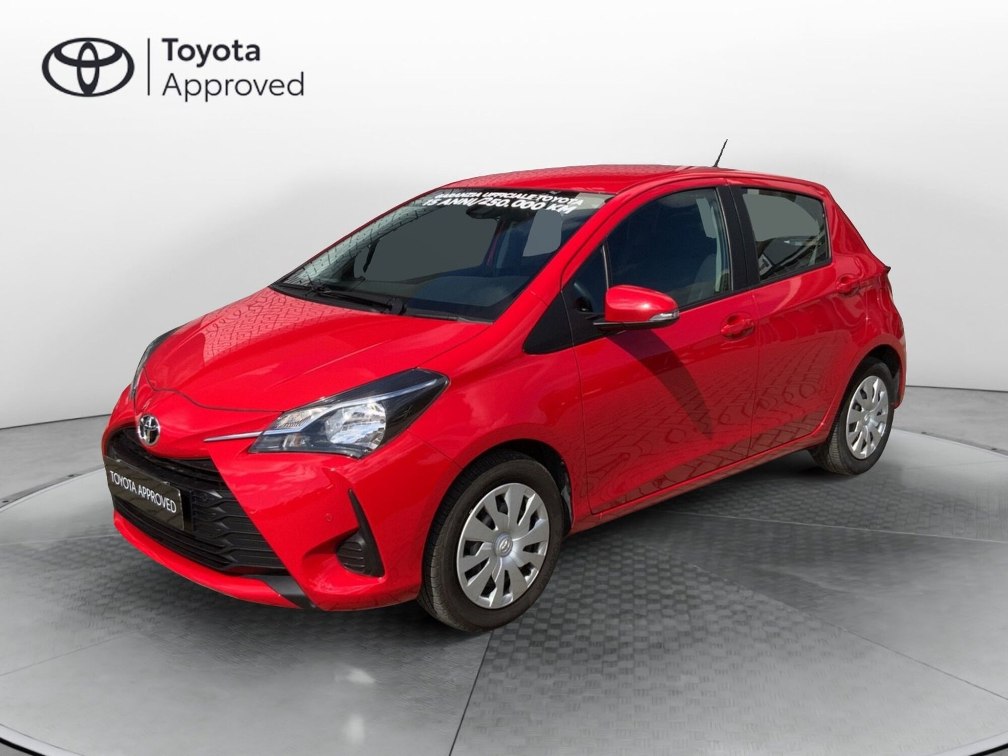 Toyota Yaris 1.0 72 CV 5 porte Cool  del 2019 usata a Perugia