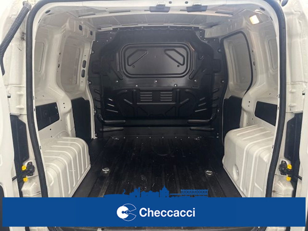 Fiat Fiorino nuova a Prato (6)