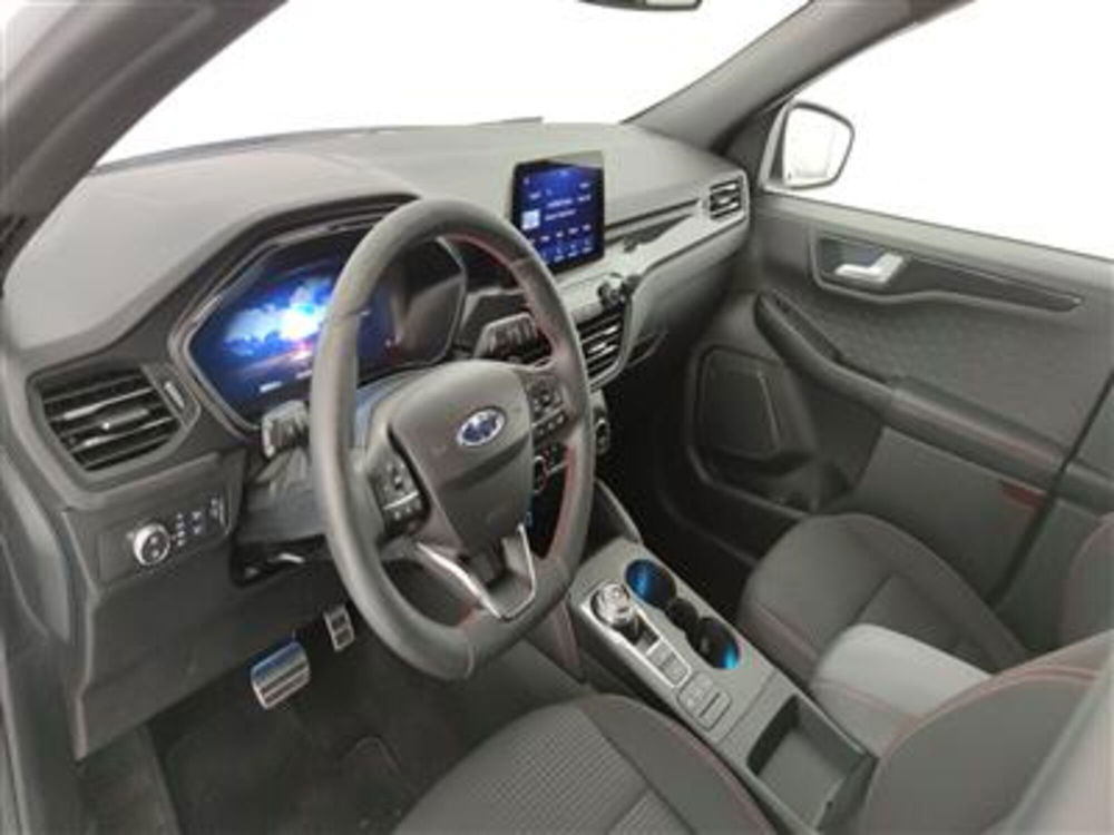 Ford Kuga usata a Bari (13)