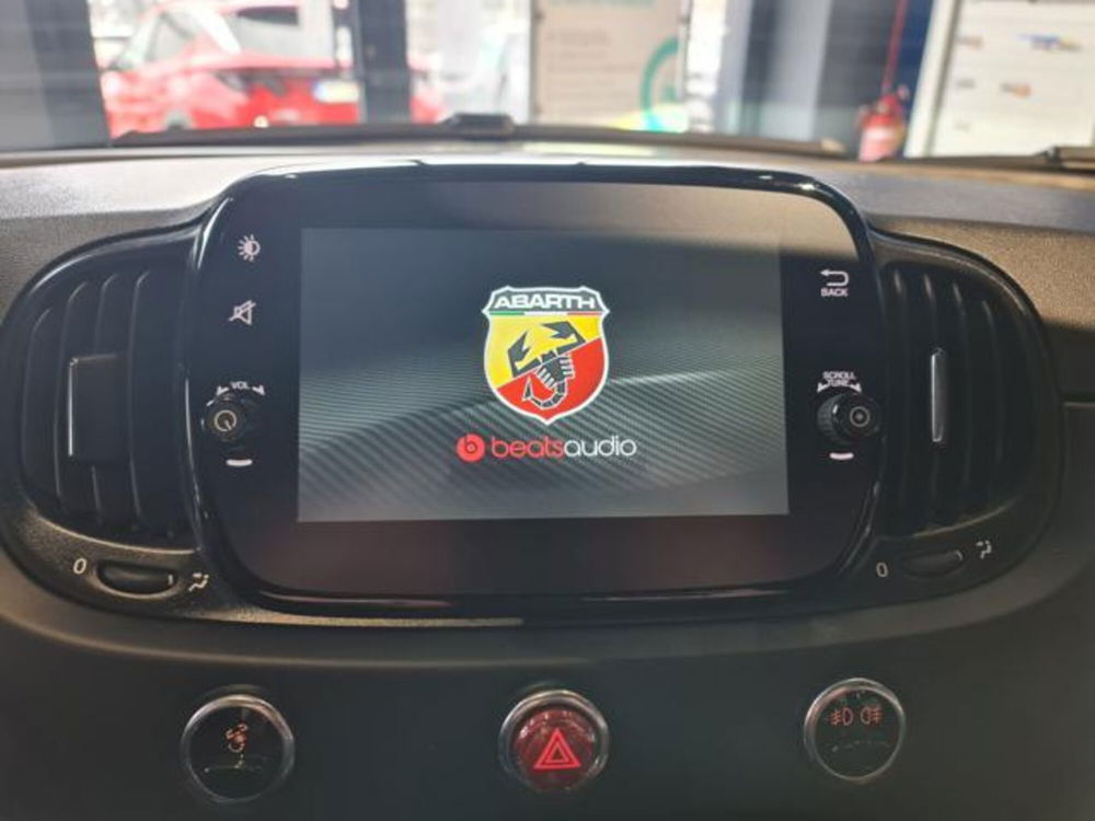 Abarth 695 nuova a Torino (17)