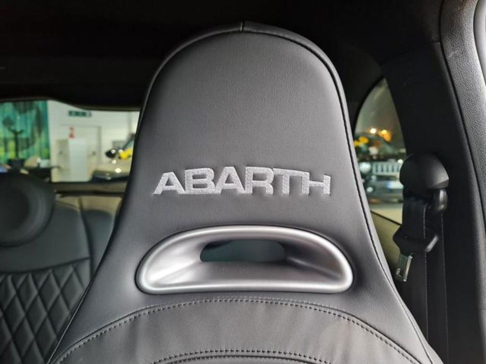 Abarth 695 nuova a Torino (13)