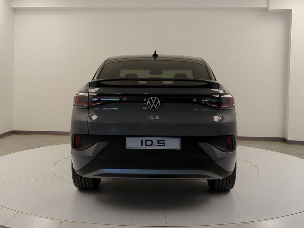 Volkswagen ID.5 nuova a Avellino (6)