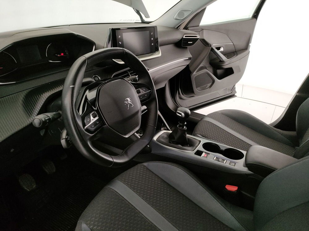 Peugeot 2008 usata a Caserta (10)