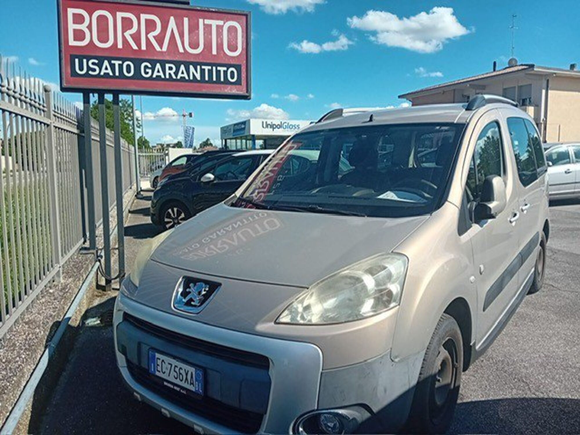 Peugeot Partner 1.6 HDi 90CV Outdoor del 2010 usata a Montebelluna