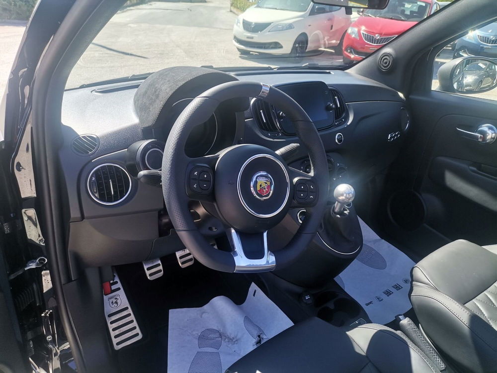 Abarth 595 Cabrio usata a Matera (10)