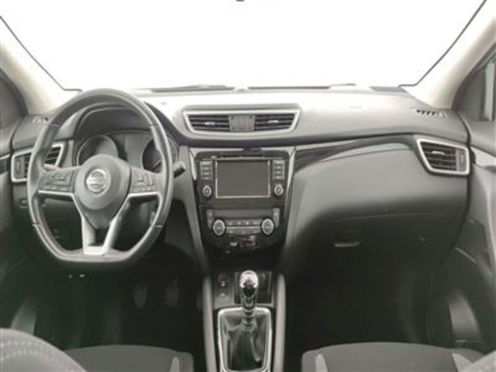 Nissan Qashqai usata a Bari (14)