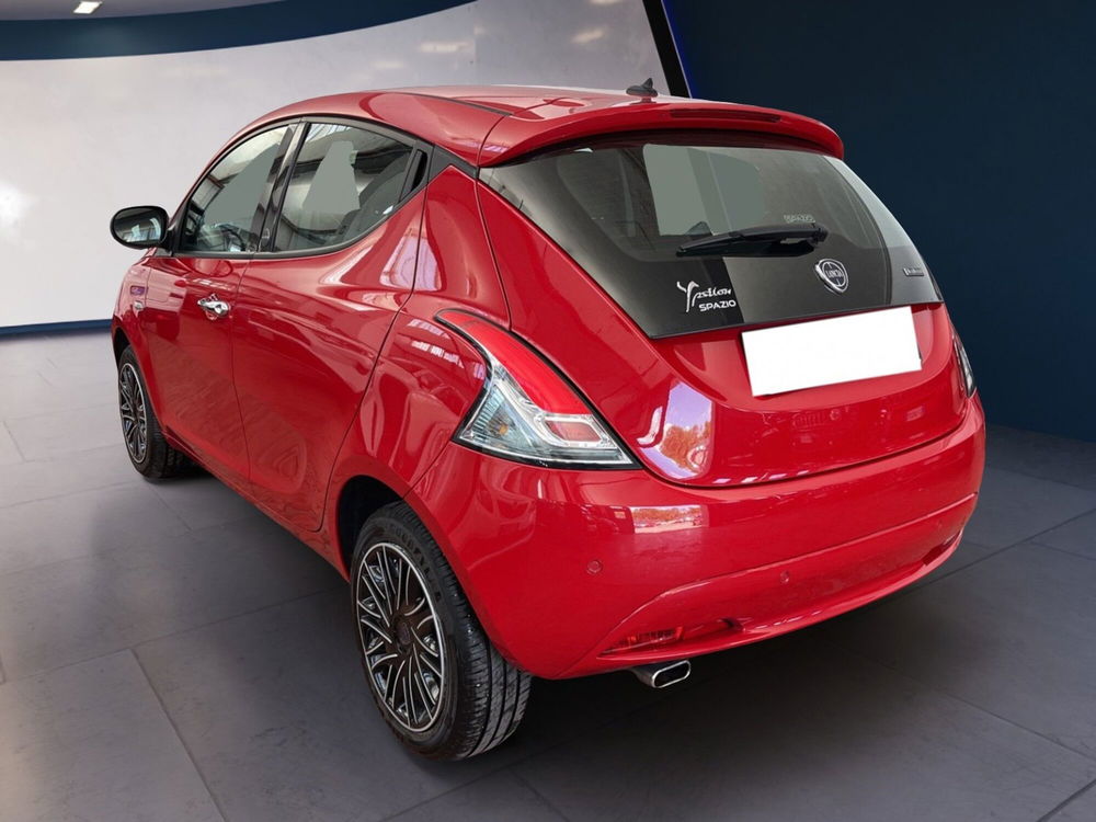 Lancia Ypsilon usata a Torino (4)