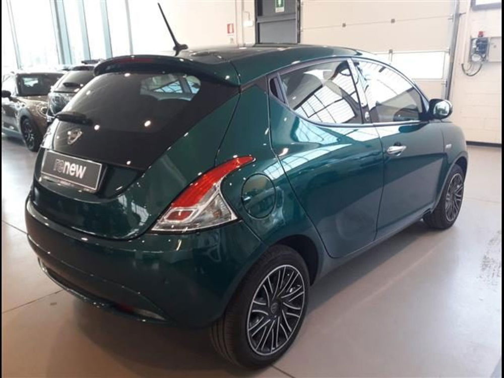 Lancia Ypsilon usata a Cremona (4)