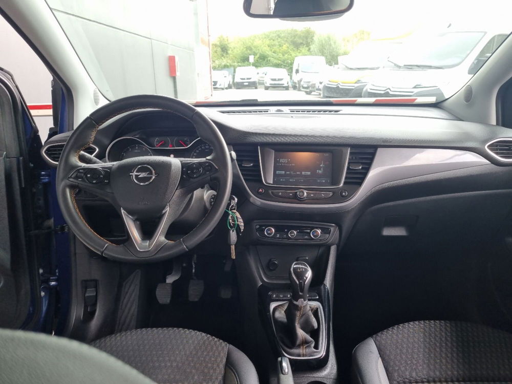 Opel Crossland X usata a Siena (16)