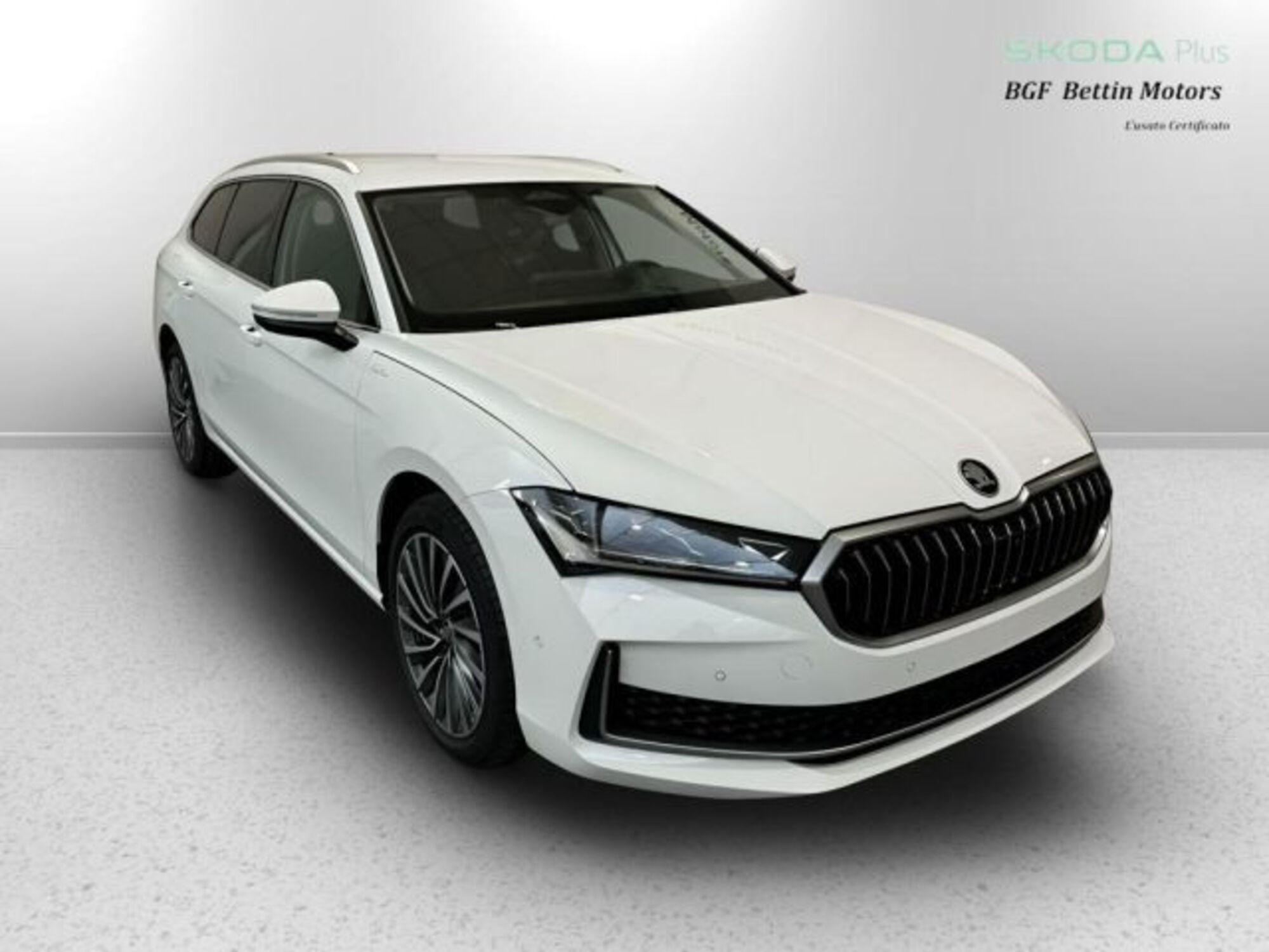 Skoda Superb Wagon 2.0 tdi Laurin&amp;Klement 150cv dsg nuova a Piove di Sacco