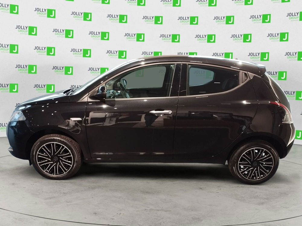 Lancia Ypsilon nuova a Frosinone (3)