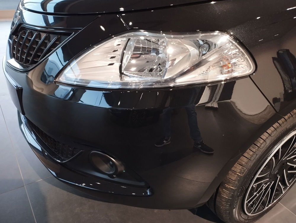 Lancia Ypsilon nuova a Frosinone (7)