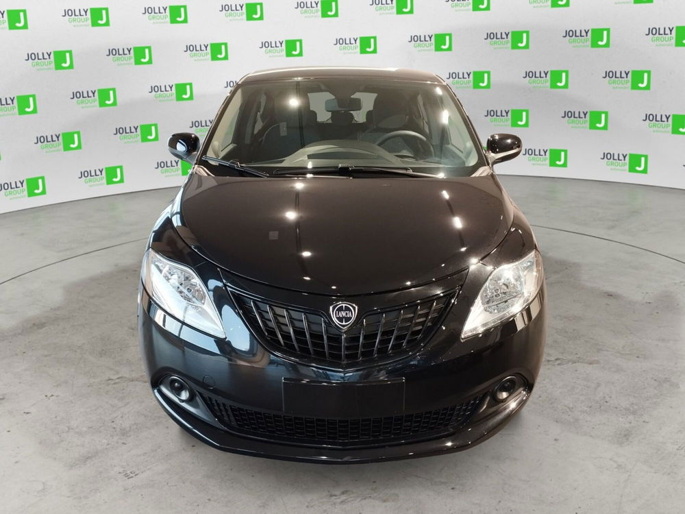 Lancia Ypsilon nuova a Frosinone (2)