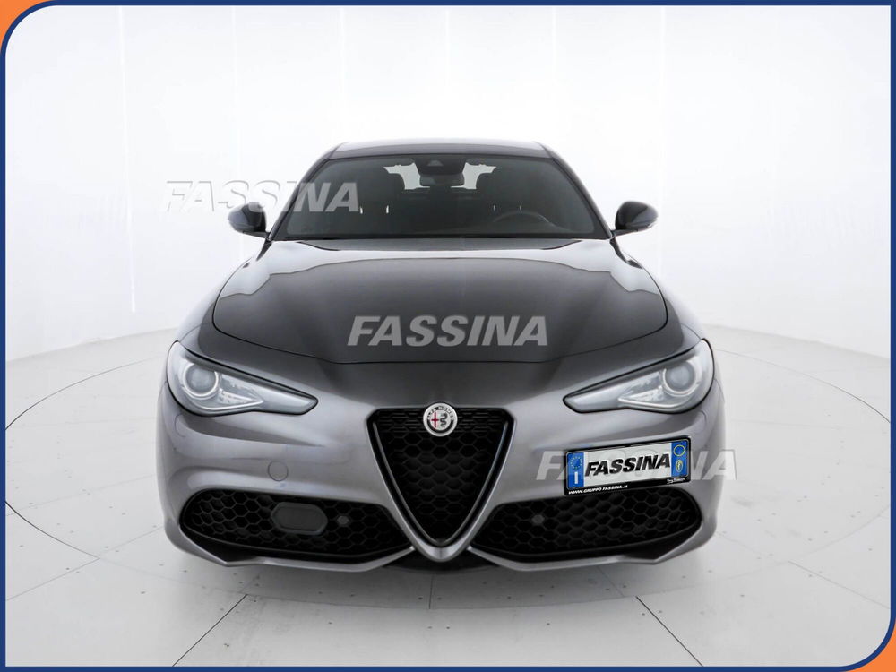 Alfa Romeo Giulia usata a Milano (2)