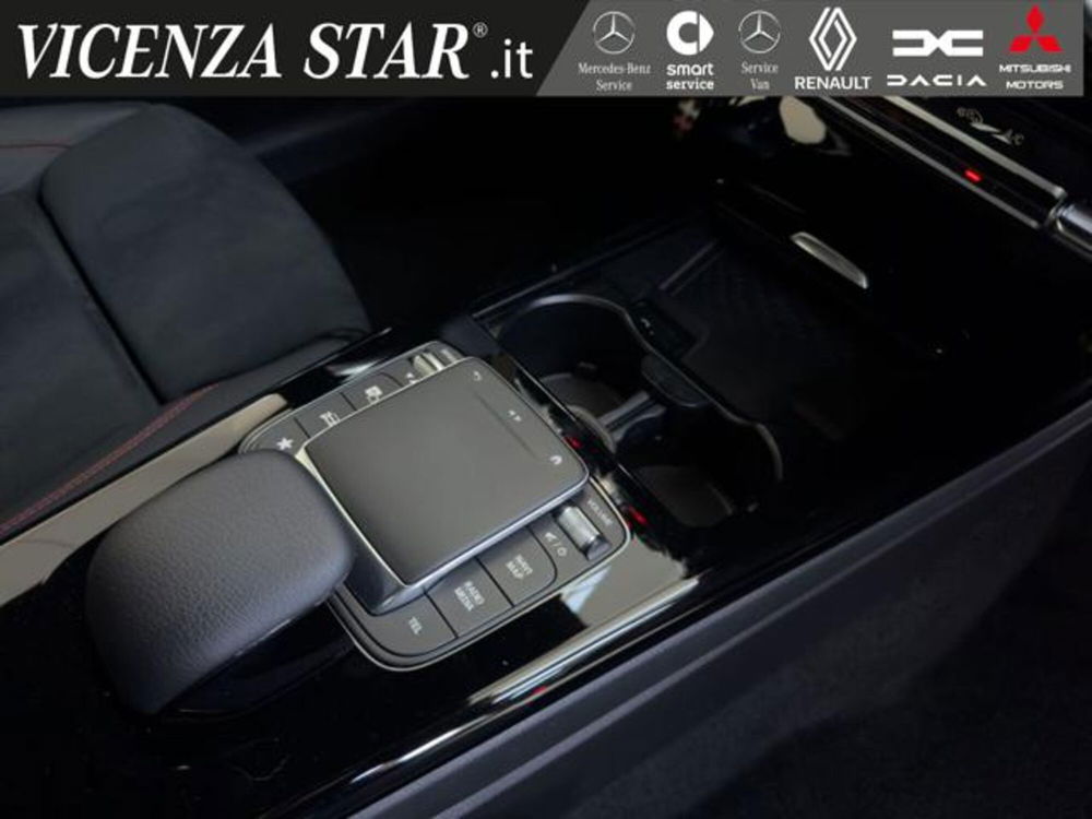 Mercedes-Benz CLA Shooting Brake usata a Vicenza (19)