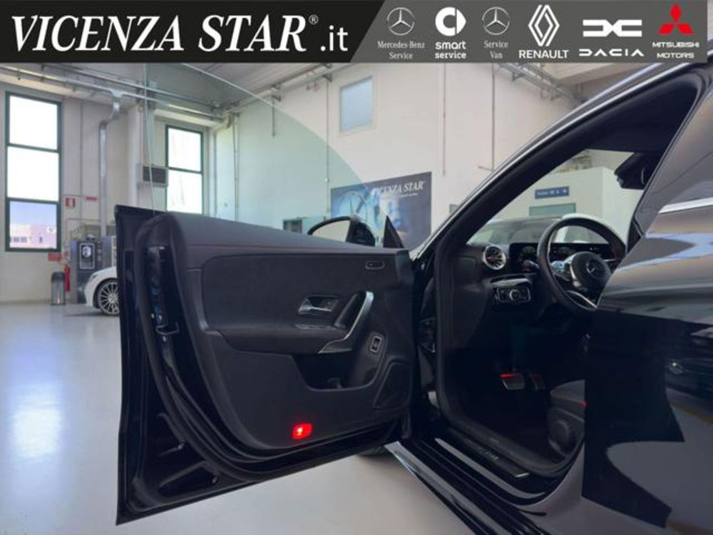 Mercedes-Benz CLA Shooting Brake usata a Vicenza (20)