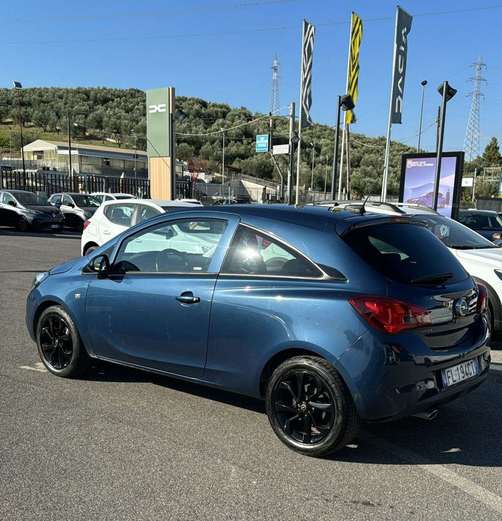 Opel Corsa Coupé usata a Roma (6)