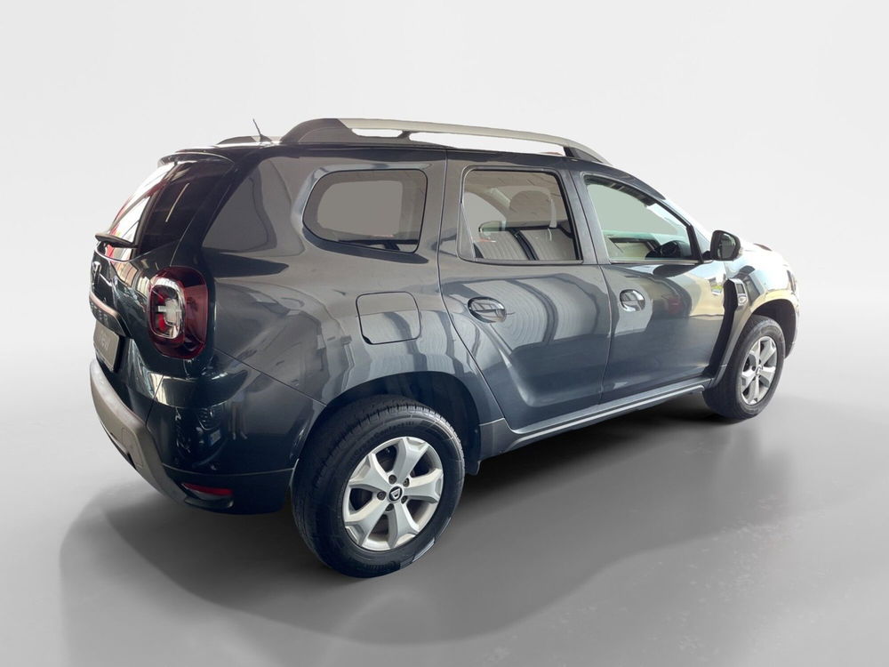 Dacia Duster usata a Varese (4)