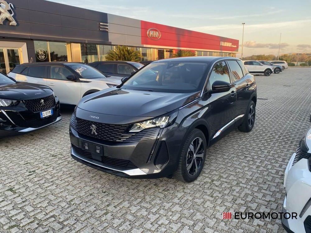 Peugeot 3008 nuova a Bari