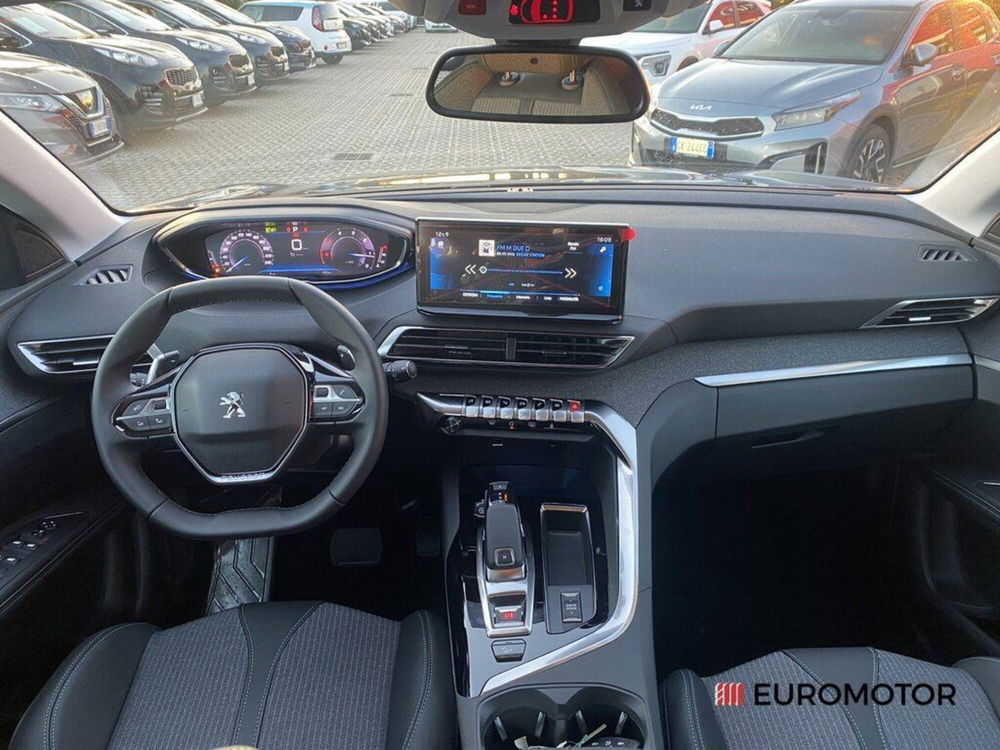 Peugeot 3008 nuova a Bari (12)