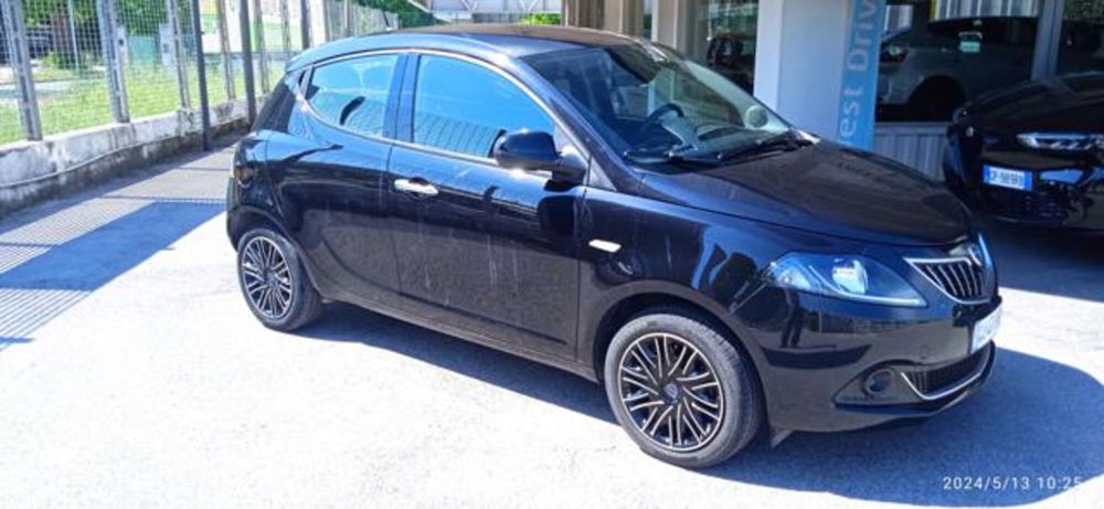 Lancia Ypsilon usata a Frosinone (2)