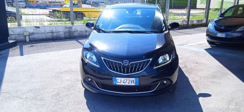 Lancia Ypsilon 1.0 FireFly 5 porte S&amp;S Hybrid Gold Plus del 2022 usata a San Giorgio a Liri