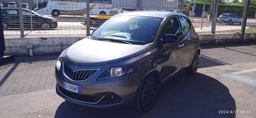 Lancia Ypsilon usata a Frosinone (5)