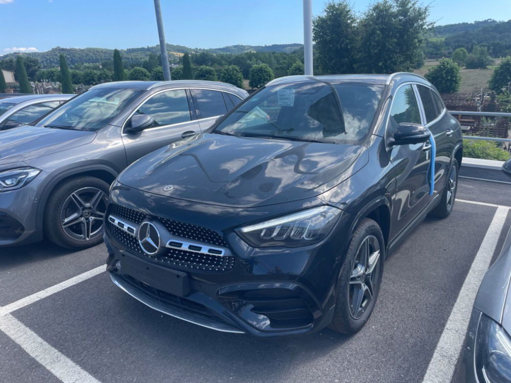 Mercedes-Benz GLA SUV nuova a Firenze (2)