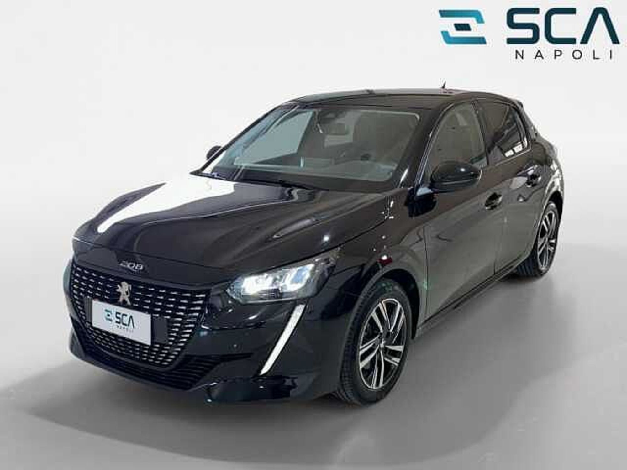 Peugeot 208 PureTech 100 Stop&amp;Start EAT8 5 porte Allure Pack  del 2023 usata a Napoli