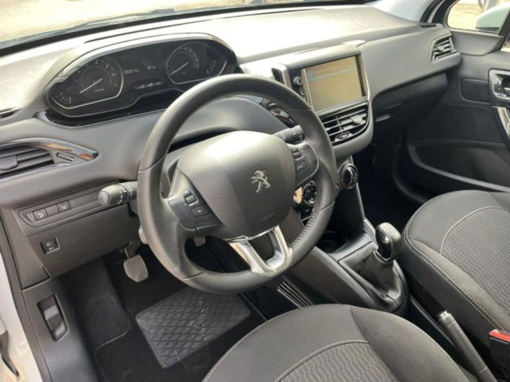 Peugeot 208 usata a Trapani (10)