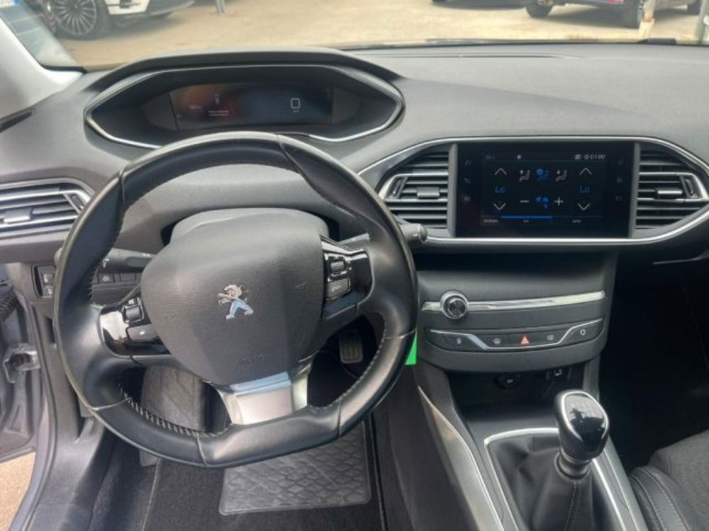 Peugeot 308 usata a Trapani (11)