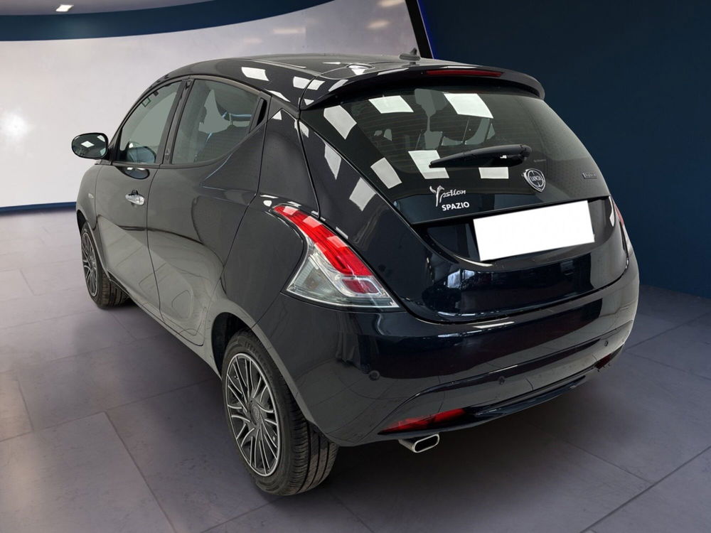 Lancia Ypsilon usata a Torino (5)