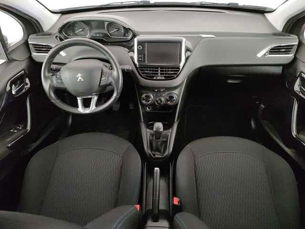 Peugeot 208 usata a Roma (9)