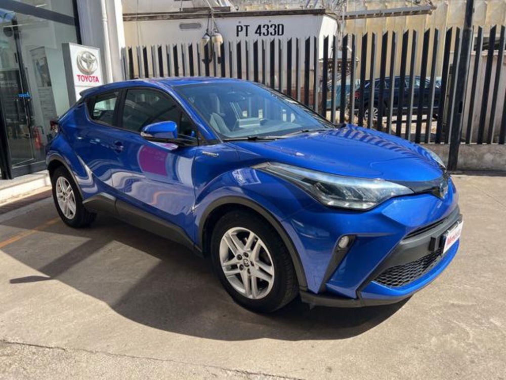 Toyota Toyota C-HR usata a Sassari (5)