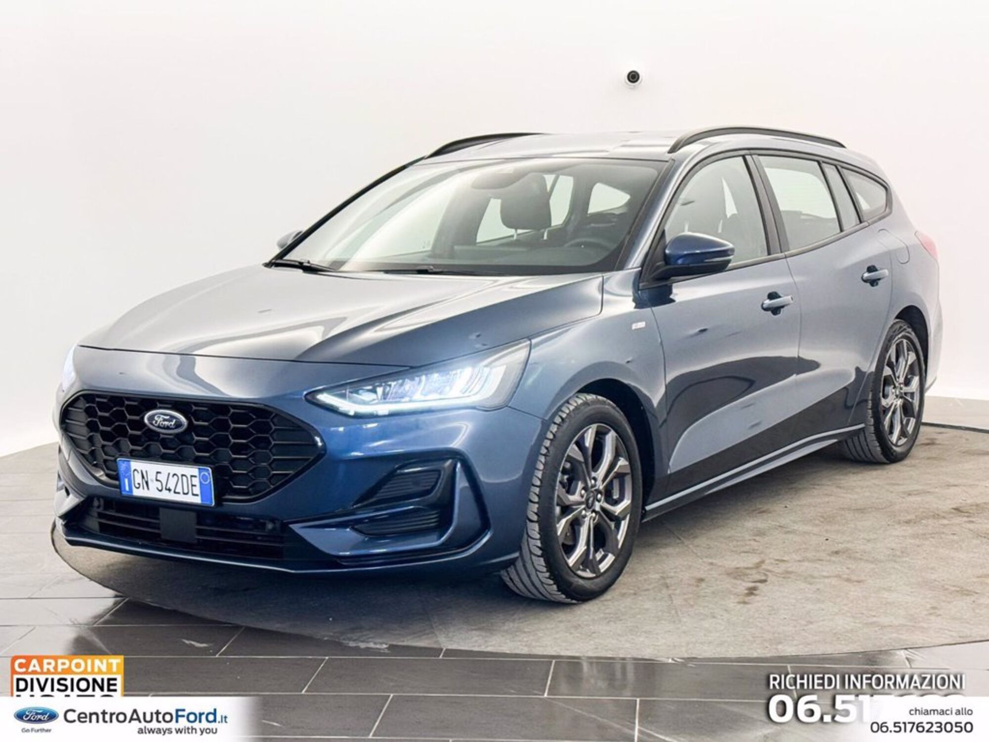 Ford Focus Station Wagon 1.0 EcoBoost 125 CV automatico SW ST-Line  del 2023 usata a Albano Laziale