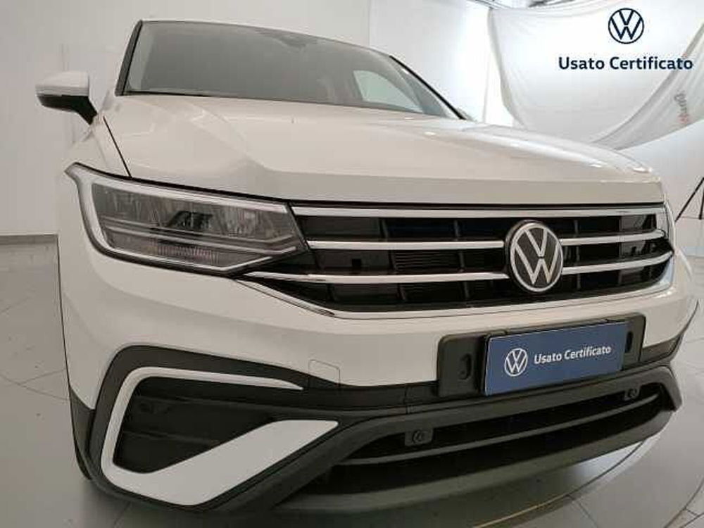 Volkswagen Tiguan nuova a Varese (6)