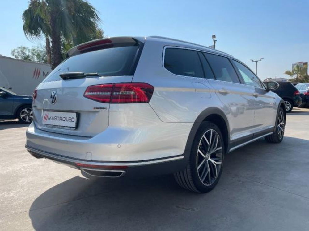 Volkswagen Passat Variant usata a Lecce (13)