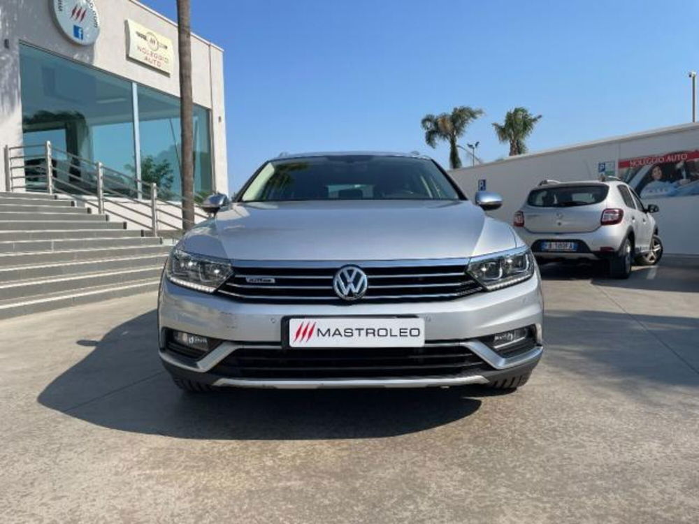 Volkswagen Passat Variant usata a Lecce (8)