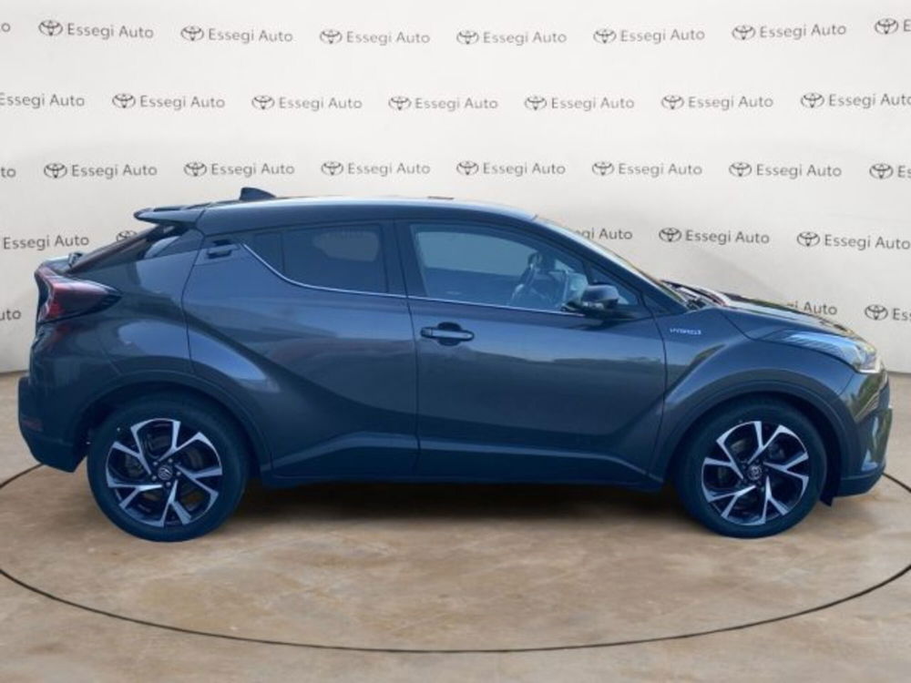 Toyota Toyota C-HR usata a Vercelli (12)