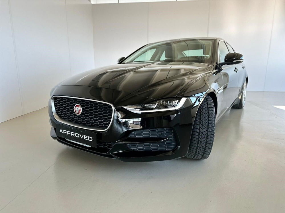 Jaguar XE usata a Modena