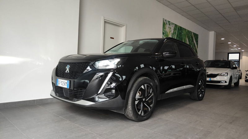 Peugeot 2008 motore elettrico 136 CV Allure Pack  del 2021 usata a Empoli