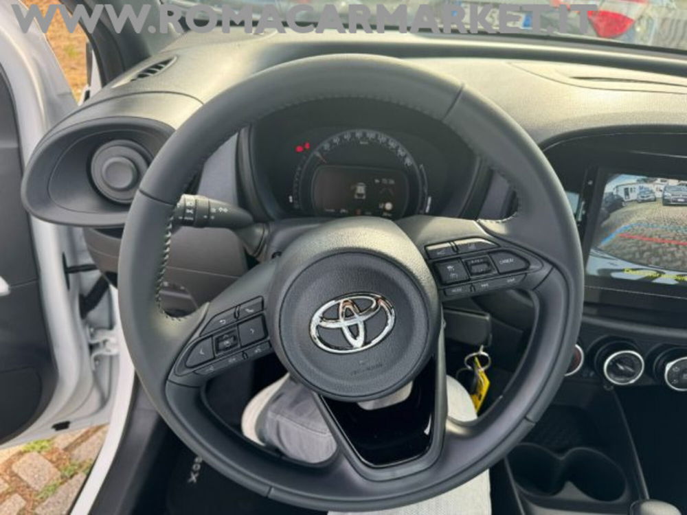 Toyota Aygo X nuova a Roma (13)