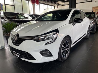 Renault Clio TCe 90 CV 5 porte Techno  del 2023 usata a Saronno