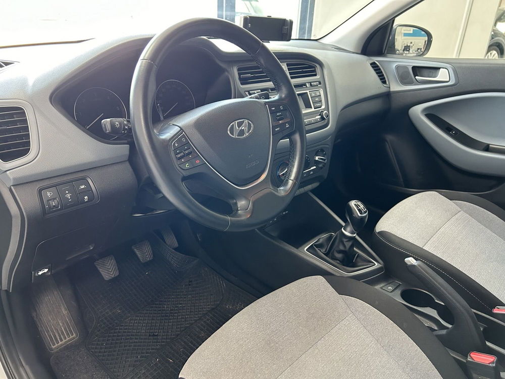 Hyundai i20 usata a Avellino (12)