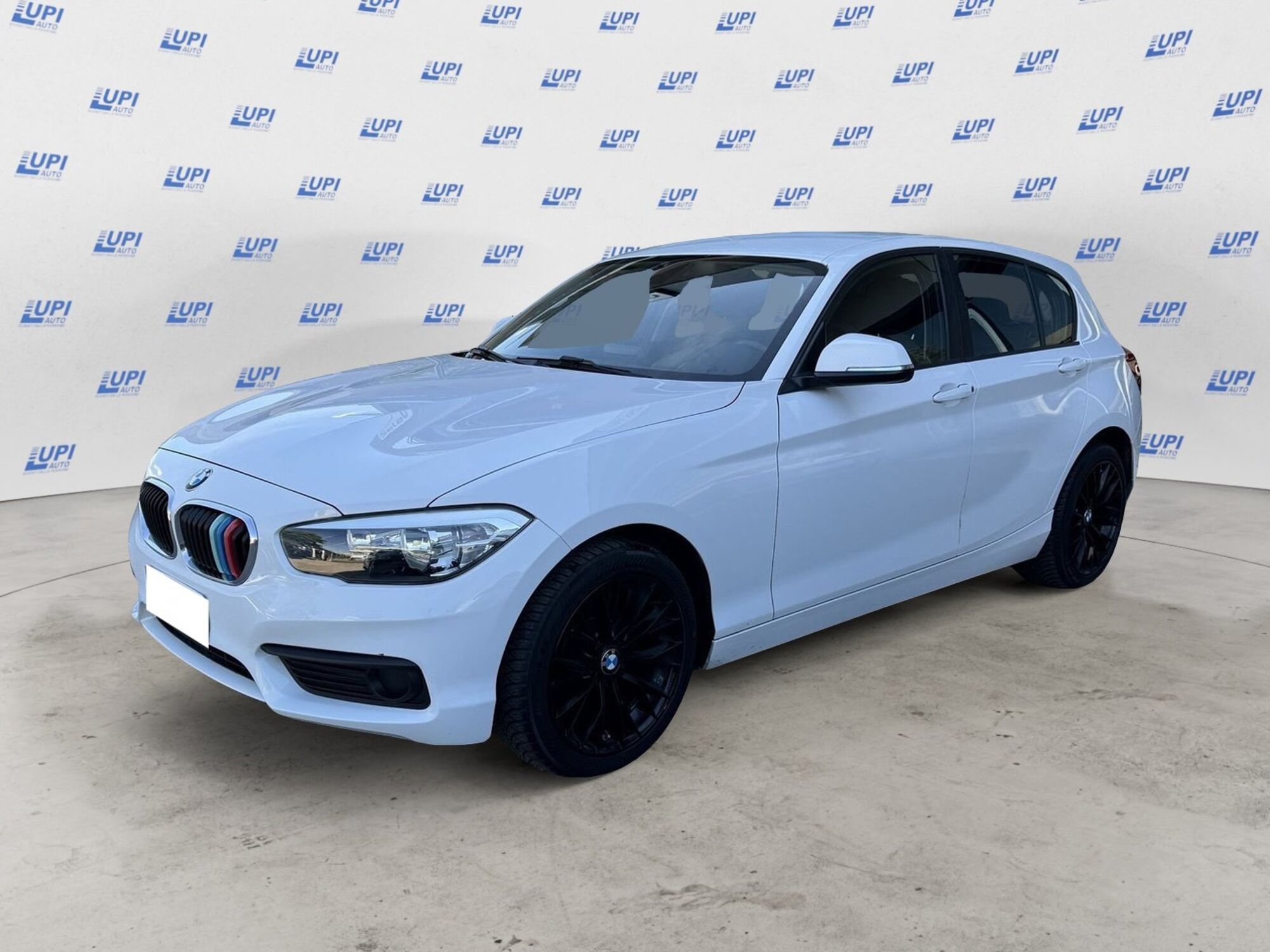 BMW Serie 1 118i Advantage 136cv del 2015 usata a Serravalle Pistoiese